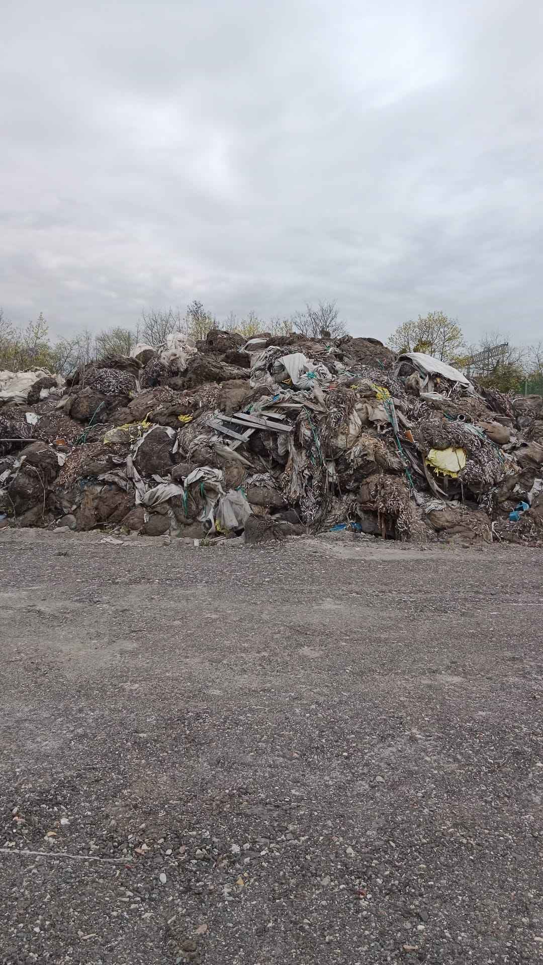 Oddam za darmo folię , tworzywa sztuczne Brzeg - zdjęcie 1
