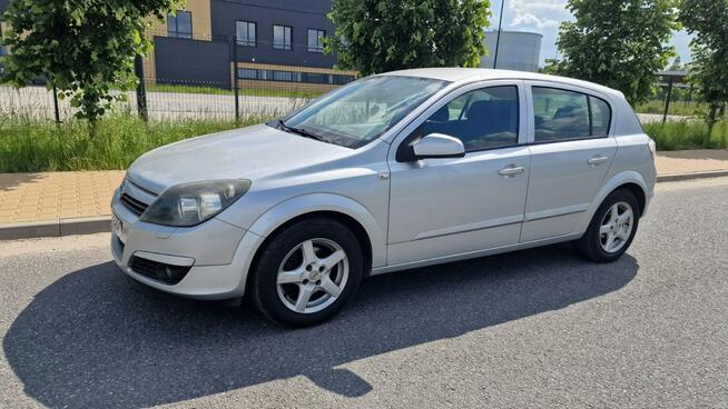 Opel Astra H 1.6PB 191tys km Przebiegu Klima Tempomat Sprawna Pabianice - zdjęcie 1