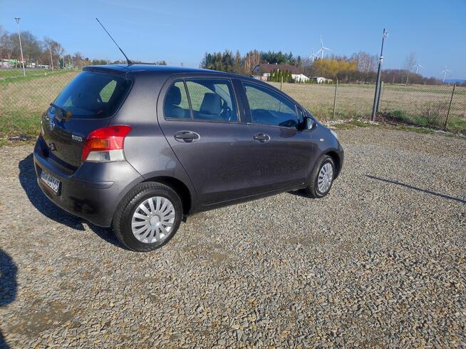 Toyota Yaris Lift klima z Niemiec Rymanów - zdjęcie 2