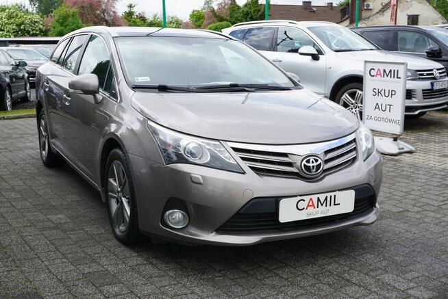 Toyota Avensis polski salon, atrakcyjny przebieg Opole - zdjęcie 3