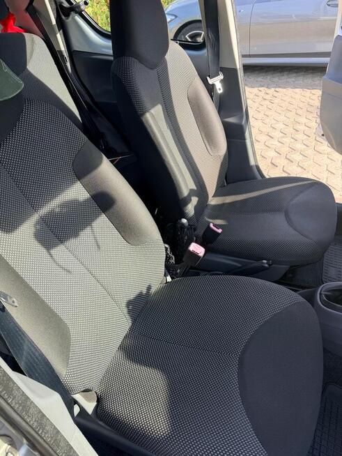 Toyota Aygo krajowy Warszawa - zdjęcie 11