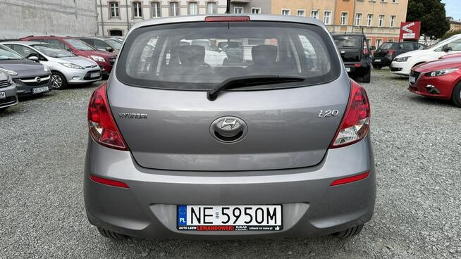 Hyundai i20 Benzyna Zarejestrowany Ubezpieczony Elbląg - zdjęcie 6