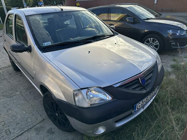 Dacia Logan Salon RP, niezawodna benzyna, niski przebieg, centr. zamek Wejherowo - zdjęcie 3