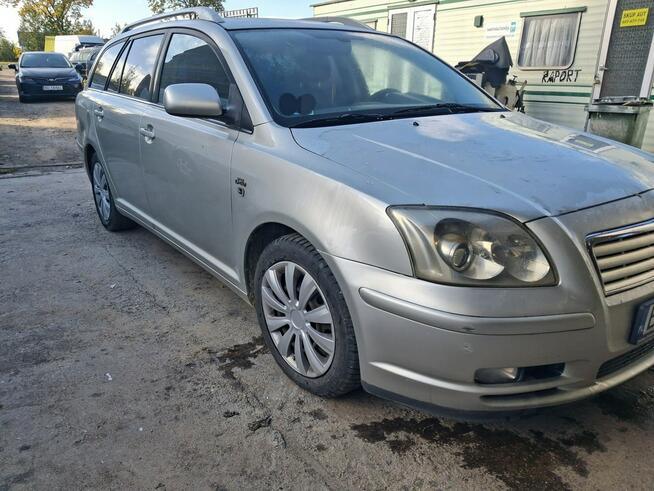 Toyota Avensis 2.0 D4d sprawna jeżdżąca, kombi Tanie Auta Fasty Fasty - zdjęcie 3