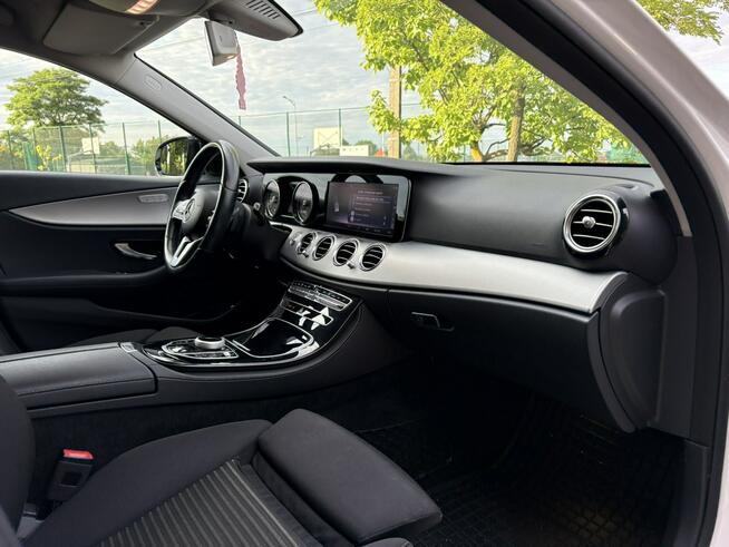 Mercedes-Benz E300e W213 2020 | Plug-in Hybrid | 306 KM | Bezwypadkowy Knurów - zdjęcie 12