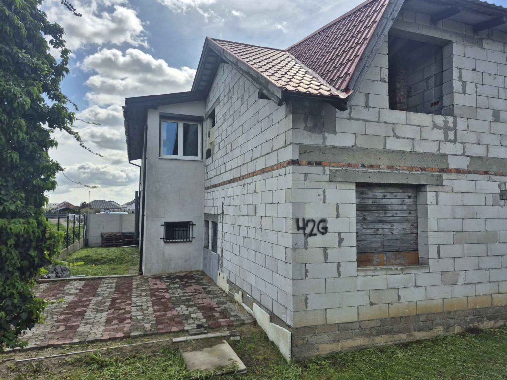 Sprzedam dom w Krobi, powiat gostyński woj wielkopolskie Krobia - zdjęcie 1