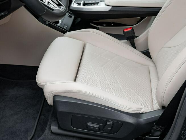 BMW X1 ZS063RP#xDrive23i mHEV xLine Ambient Podgrz.f Salon PL VAT23% Gdynia - zdjęcie 12