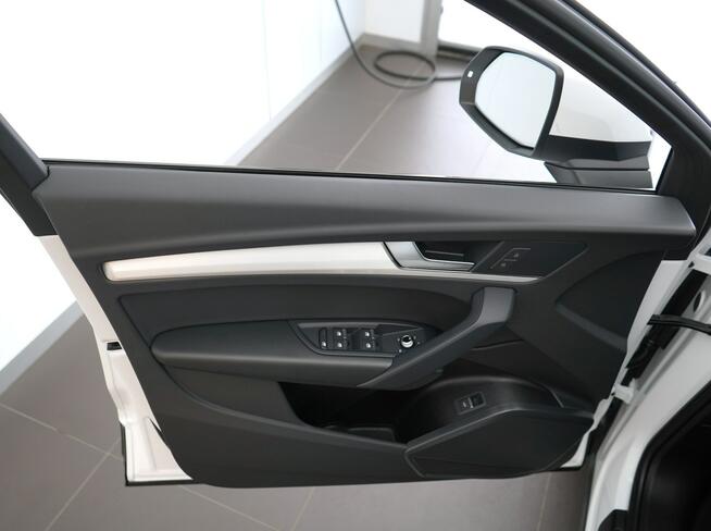 Audi Q5 40 TDI 204 KM Quattro MatrixLed Kamera360 AmbientePlus Virtual Kielce - zdjęcie 10
