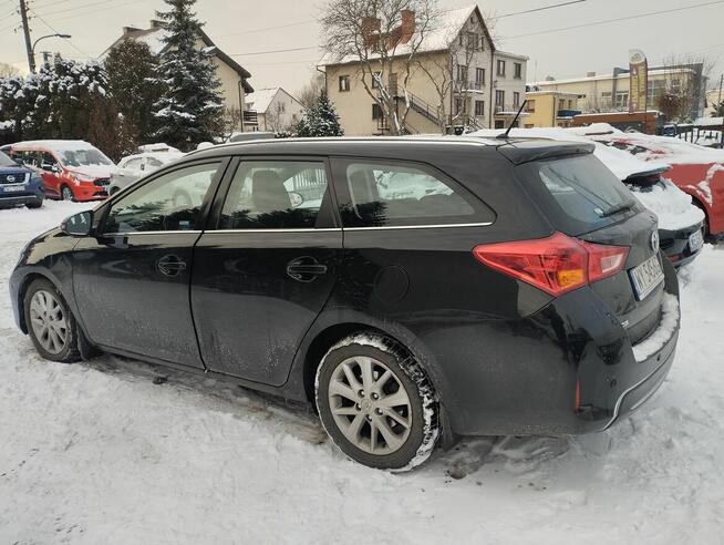 Toyota Auris 2.0 124kM Salon serwis Navi Warszawa - zdjęcie 2