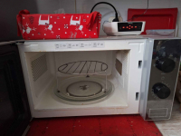 Sprzedam kuchenkę mikrofalową z grillem Katowice - zdjęcie 3