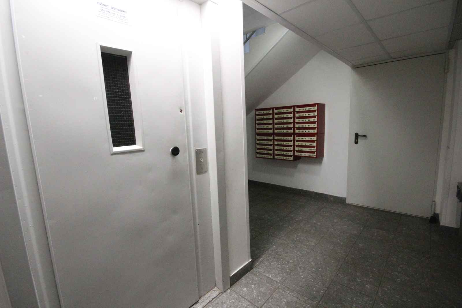 Pokój (12 met) okolice Bulwaru Dedala WINDA (Wrocław) Fabryczna - zdjęcie 9