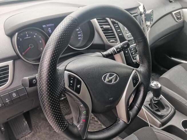Hyundai i30 CW 1.6 CRDi 110 km kombi 2016 Kraków - zdjęcie 10