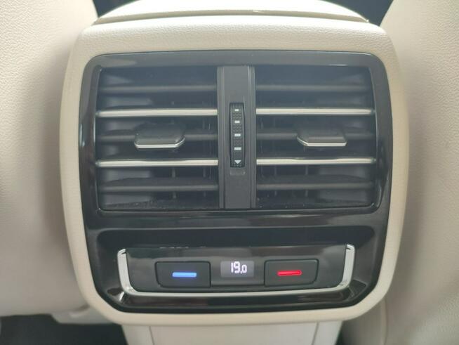 Volkswagen Passat Salon polska fv23% bezwyoadkowy Otwock - zdjęcie 7