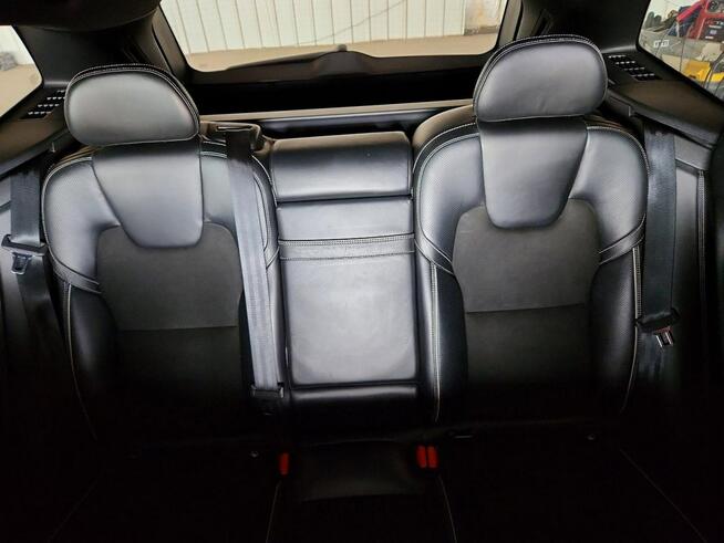 Volvo XC 60 R-Design / AWD / T6 / niski przebieg Tarnów - zdjęcie 9