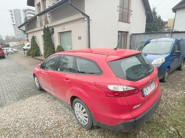 Ford Focus Kombi rok produkcji 2014 Kraków - zdjęcie 4