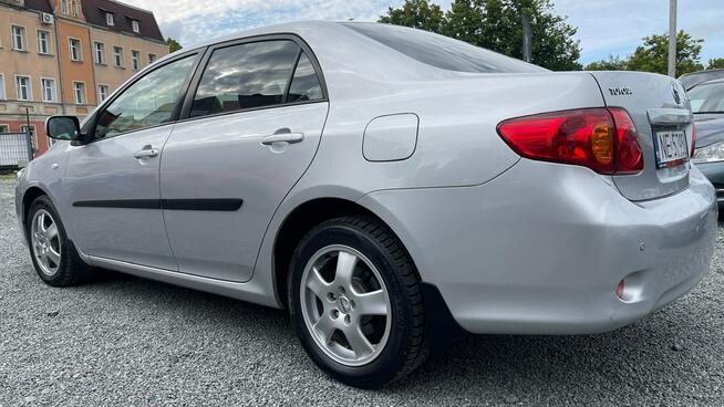 Toyota Corolla 1.4 D-4D Zarejestrowany Ubezpieczony Elbląg - zdjęcie 9