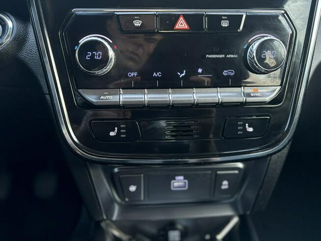 SsangYong Tivoli Wyjątkowy   Model   Niski udokumentowany przebieg Poznań - zdjęcie 11