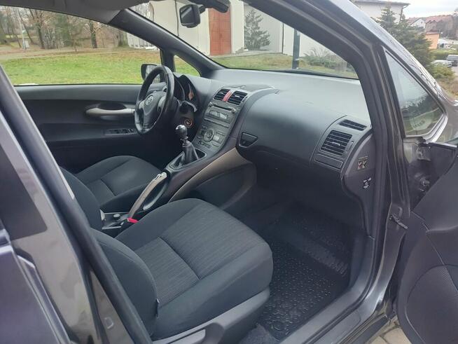 Toyota Auris 1.4b 2009 Dębica - zdjęcie 11