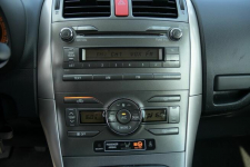 Toyota Auris 1.6 Dual VVTI 124km Klimatronic Tempomat 177 00 Niwy - zdjęcie 8