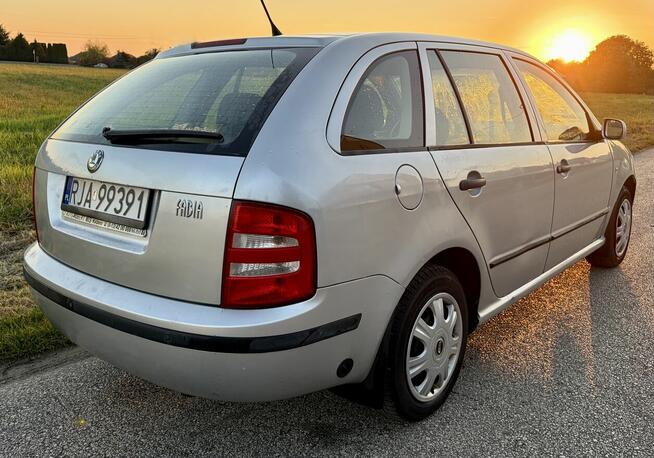 Skoda Fabia Kombi 1.4 MPI + GAZ/LPG do 2034 roku Salon PL Legionowo - zdjęcie 2