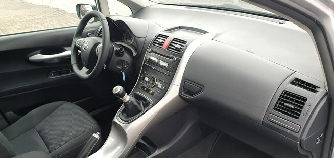 Toyota Auris Klimatronik 2 strefy/6 biegów/Tempomat/Hak/Alufelgi Przyszowice - zdjęcie 6