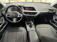 BMW 118i Advantage 140km NAVI klima PDC serwis BEZWYPADEK 2020 Tychy - zdjęcie 2