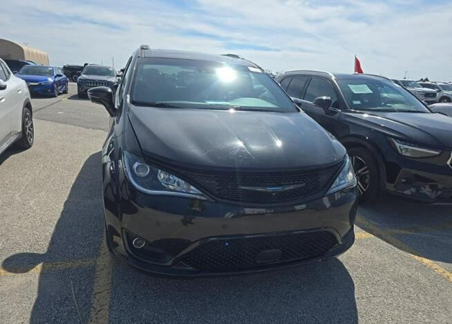 Chrysler Pacifica LIMITED / pakiet S / niski przebieg Białystok - zdjęcie 2
