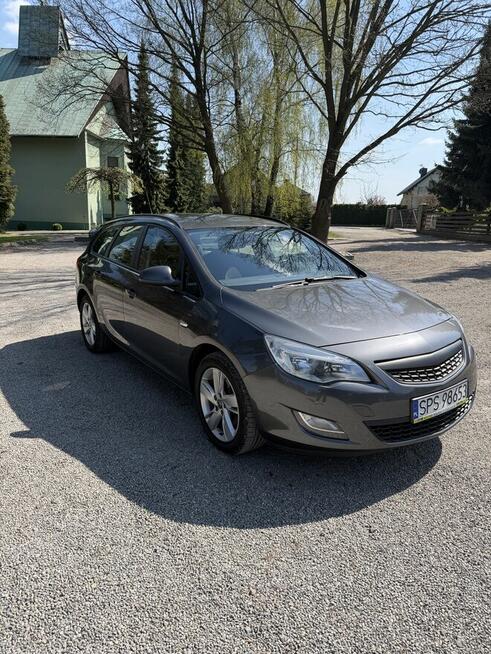 Opel Astra Pszczyna - zdjęcie 1