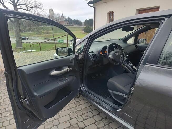 Toyota Auris 1.4b 2009 Dębica - zdjęcie 9