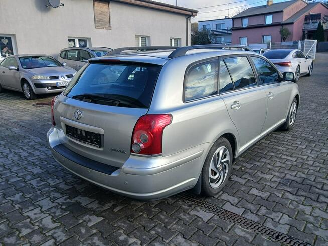 Toyota Avensis 1.8i LIFT klima NAVI czujniki stan BDB Gryfino - zdjęcie 4