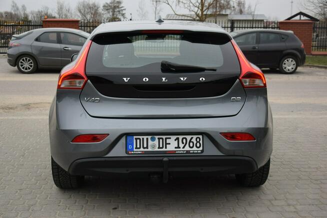 Volvo V40 1.6D 2015r Navi/ Klima/ Tempomat/ Hak/ Sprowadzony Majdan Sieniawski - zdjęcie 8