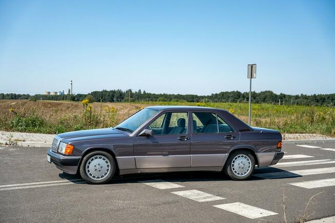 W201 / 190 / 2.3 136KM / Stan kolekcjonerski Ropczyce - zdjęcie 6