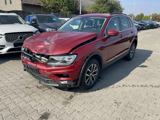 Volkswagen Tiguan 4Motion Klimatronik Aktywny tempomat Gliwice - zdjęcie 3