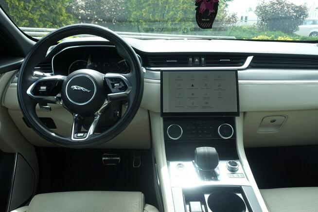 Jaguar F-PACE Pęcice - zdjęcie 11