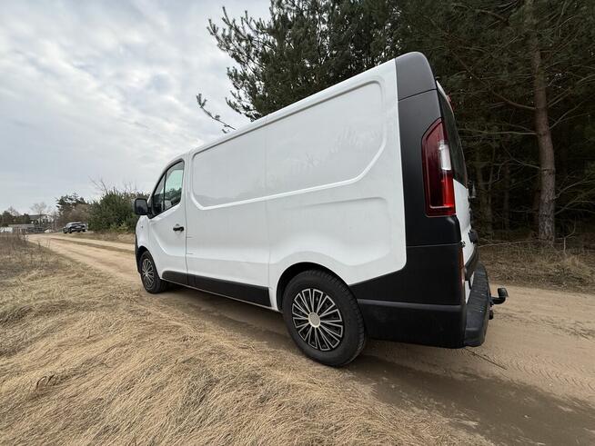 Opel Vivaro wersja B L1H1 z 2015 Radom - zdjęcie 7