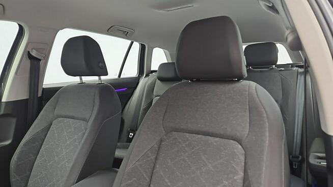 Volkswagen Golf VIII 2.0 TDI Life ! Z Polskiego Salonu ! Faktura VAT! Warszawa - zdjęcie 11