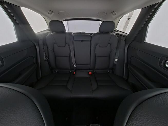Volvo XC 60 B5(B) AWD Plus Dark MY 2025 Tychy - zdjęcie 7