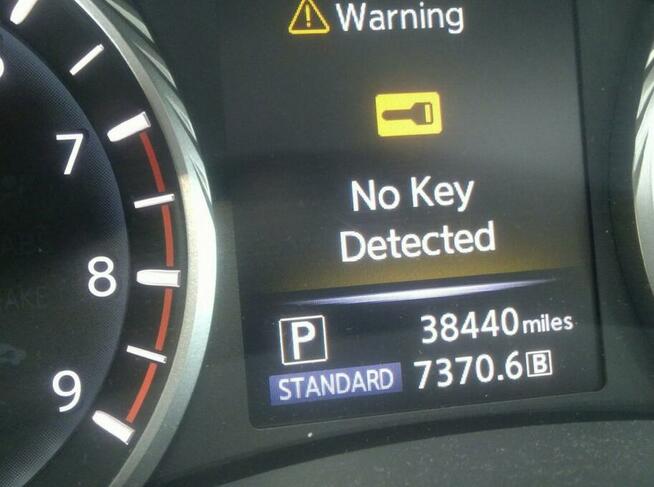 Infiniti Q50 2019, 3.0L, 4x4, od ubezpieczalni Warszawa - zdjęcie 8