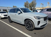Volvo XC 90 Bogata wersja wyposażenia / AWD / B6