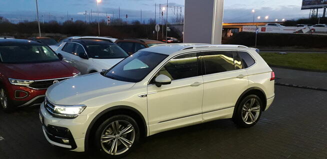 VOLKSWAGEN TIGUAN 2.0 TDI 4MOT HIGHLINE DSG 2019 ROK Szczecin - zdjęcie 7