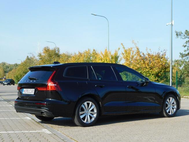 Volvo V60 z Gwarancją Bezwypadkowy Model 2022r Żyrardów - zdjęcie 3