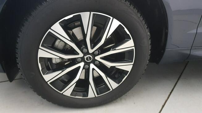 Volvo XC 60 B4 D AWD Plus Dark! Z Polskiego Salonu! Faktura VAT! Warszawa - zdjęcie 9