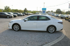 Toyota Camry 2.5 Hybrid e-CTV Comfort F-vat Kamera Gwarancja Warszawa - zdjęcie 9