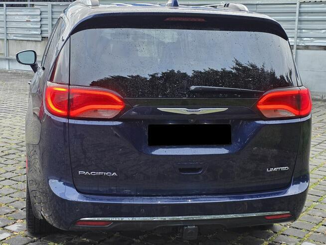 Chrysler Pacifica LIMITED PLATINUM 8 osobowa Poznań - zdjęcie 7