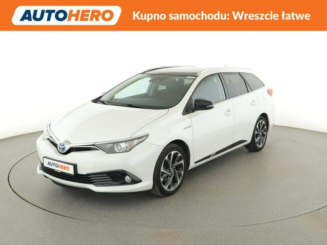 Toyota Auris lift navi kamera panorama hak tempomat Warszawa - zdjęcie 1