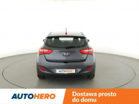 Hyundai i30 niski przebieg grzane fotele  PDC klima Warszawa - zdjęcie 6