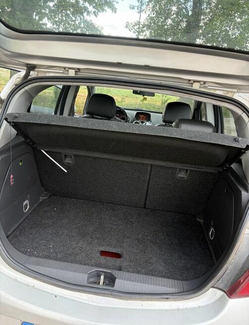 Samochód Opel Corsa Recz - zdjęcie 5
