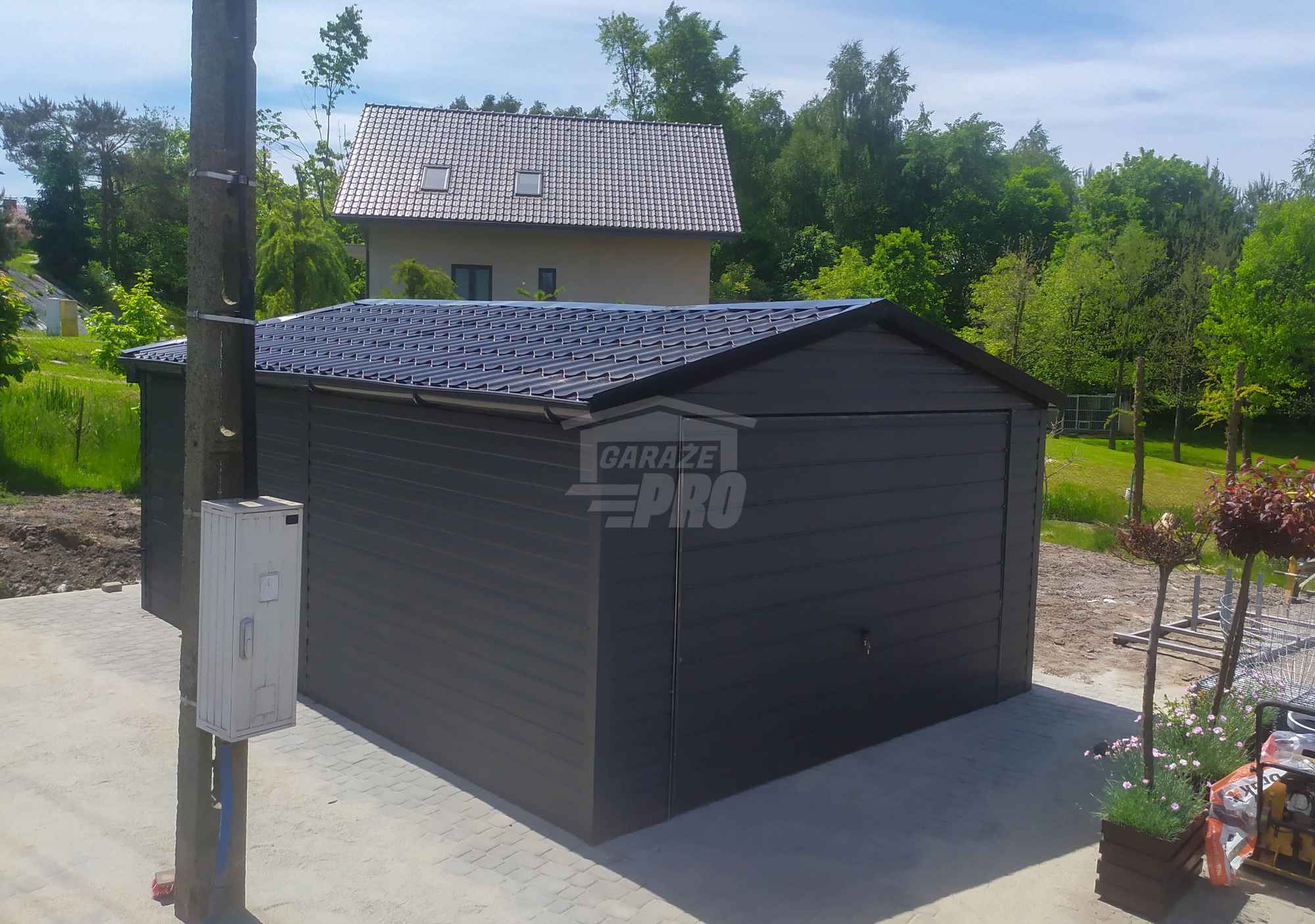 Garaż blaszany 4x6m - Brama uchylna - Blachodachówka  rynny dach GP583 Nysa - zdjęcie 3
