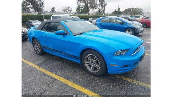 Ford Mustang / Cabrio / 3.7 / niski przebieg / Tarnów - zdjęcie 2