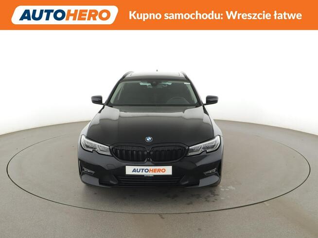 PHEV 330e automat navi grzane fotele LiveCockpit HUD PDC-kamera LED Warszawa - zdjęcie 11